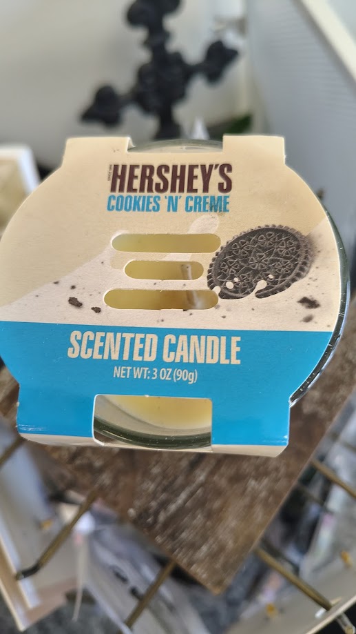 Hershey's Cookies N Cream Candle Official Scent
